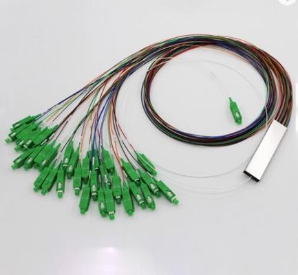 O SC APC 1 entrou 8 o divisor de aço do PLC da fibra ótica do tubo da saída 1x8